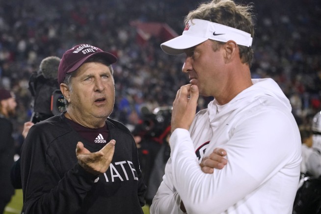 Mississippi State football coach Mike Leach dies at 61