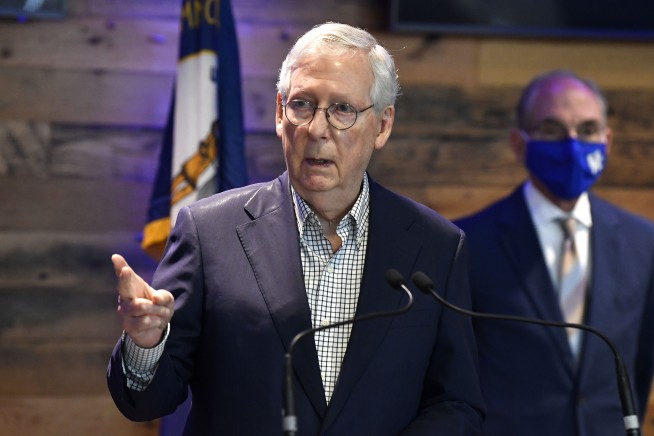 McConnell warns biz off political speech, says it's 'stupid'