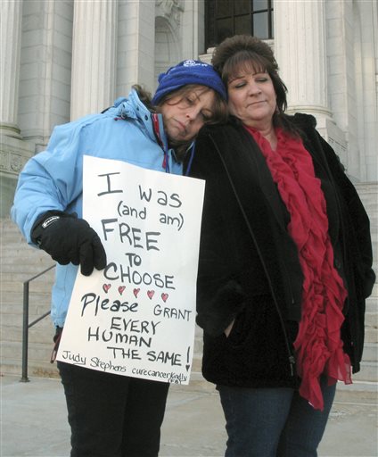 Connecticut court rules against teen who didn't want chemo