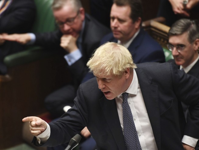 UK's Johnson seeks Dec 12 election to break Brexit impasse