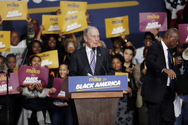 Las Vegas debate a major test of Bloomberg campaign's gamble