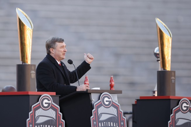 UGa football player killed in wreck after title celebration