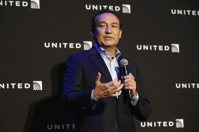 United: Airline won't use police to remove passengers