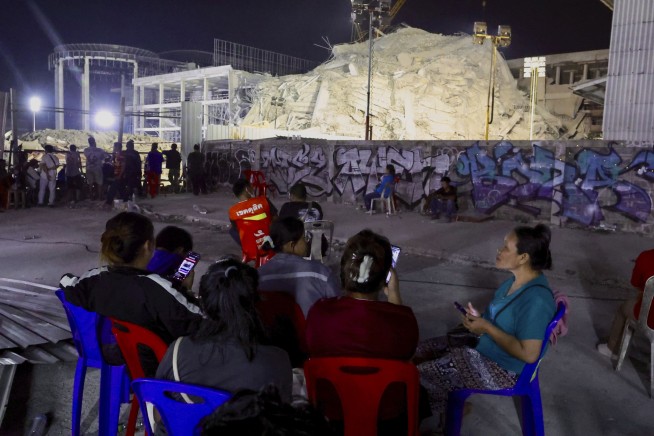 Massive quake rocks Myanmar and Thailand. Hundreds feared dead