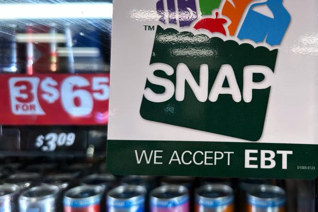 Trump administration threatens to withhold SNAP management funds from states that don't share data