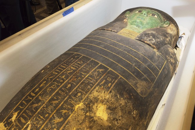 Looted ancient sarcophagus returned to Egypt from US