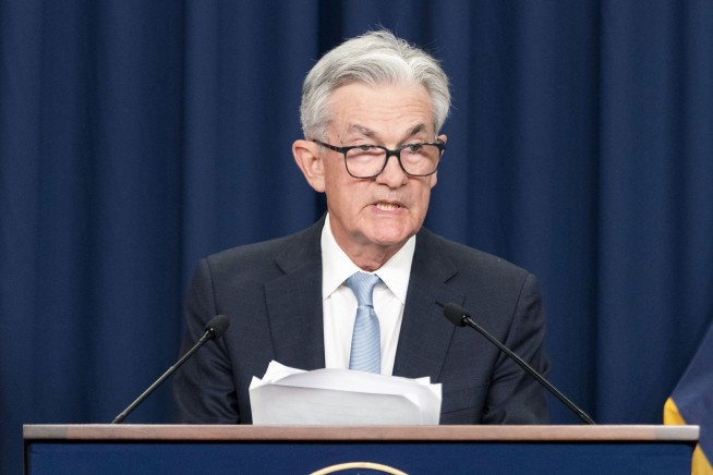 Fed attacks inflation with its largest rate hike since 1994
