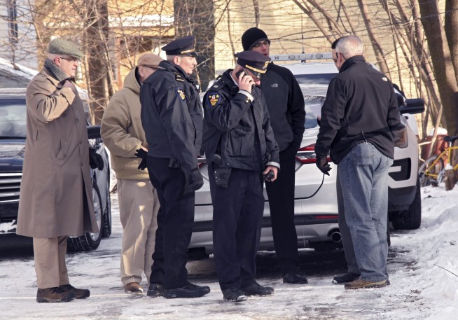 Victims in basement apartment were mom, 2 kids, 2nd woman