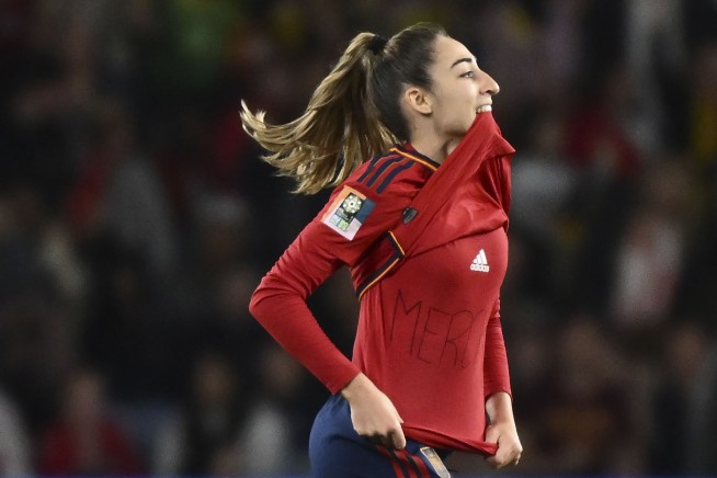 Olga Carmona scored in Spain's 1-0 Women's World Cup win. Then she learned her father had died