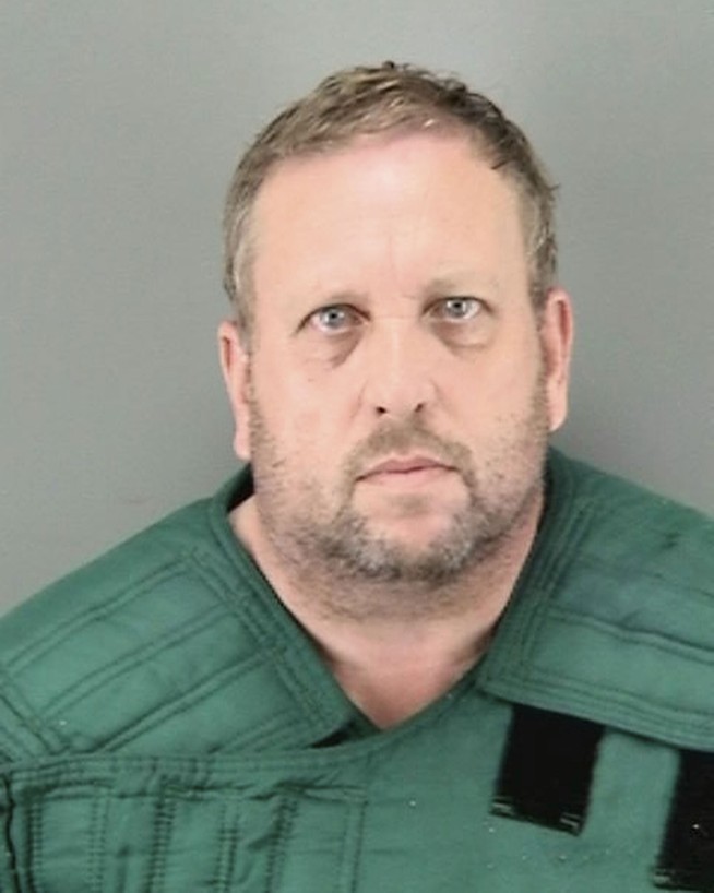 Police: Hair stylist slain in Chicago stabbed over 40 times