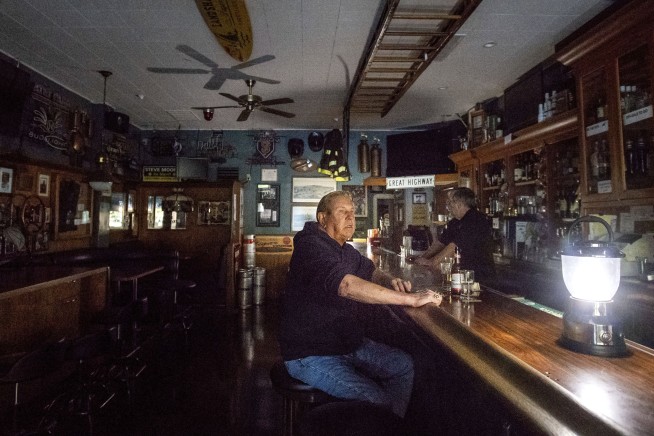 1.5 million Californians in the dark, most now for 2nd day