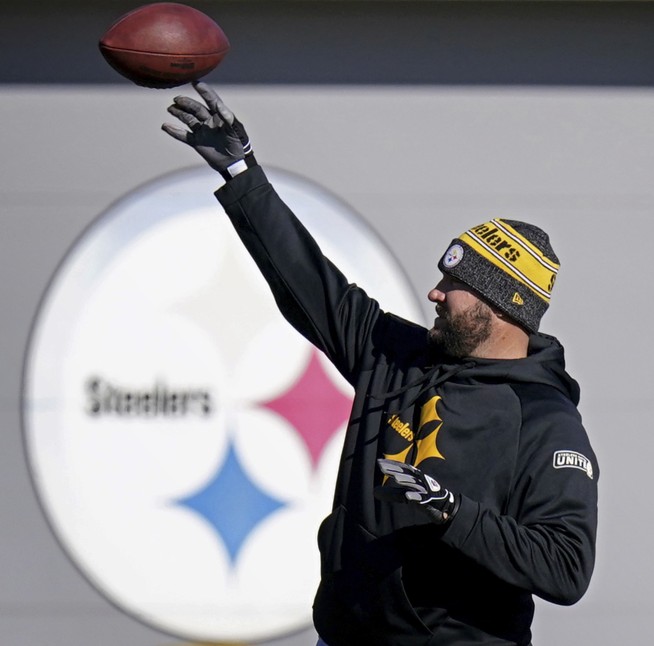 Roethlisberger out for Steelers after going on COVID list