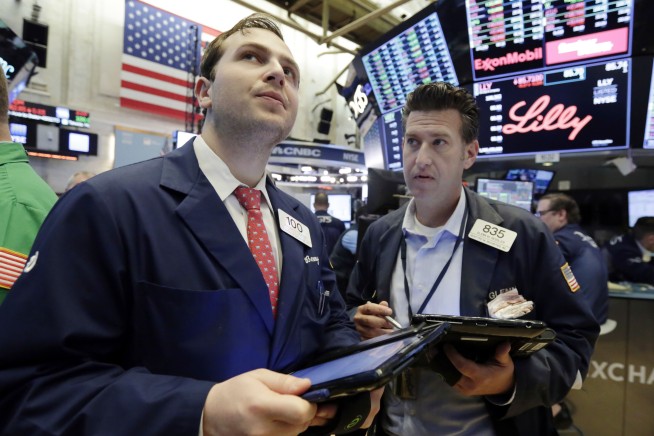 Markets Right Now: Stocks shrug off bumpy start, end higher