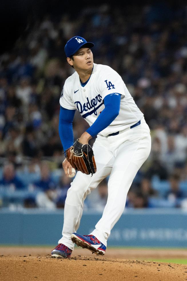 Shohei Ohtani’s quest for Cy Young Award begins with 6 shutout innings as Dodgers beat Guardians