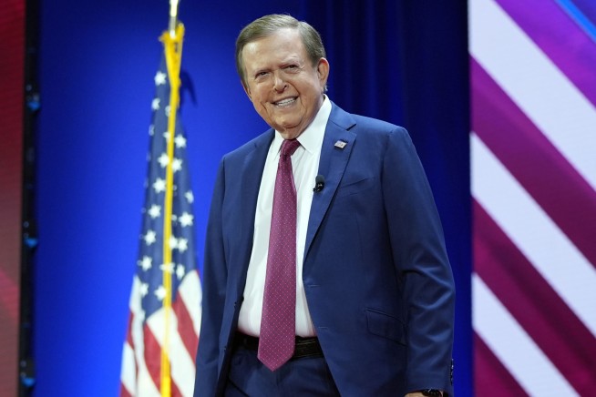 Lou Dobbs, conservative pundit and longtime cable TV host for Fox Business and CNN, dies at 78