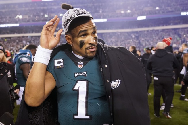 Hurts, Eagles soar into Super Bowl, rout 49ers for NFC title