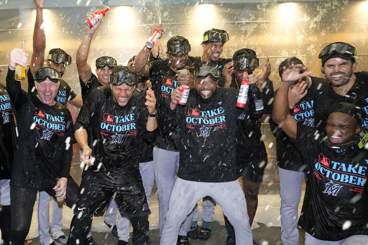 Chisholm homers and the surprising Miami Marlins grab an NL wild-card spot  with 7-3 win over Pirates