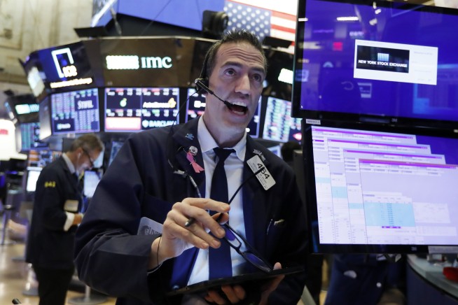 Stocks post 4th gain in a row, extending a weeklong rally