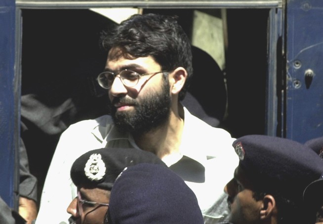 Pakistan court overturns conviction in death of Daniel Pearl