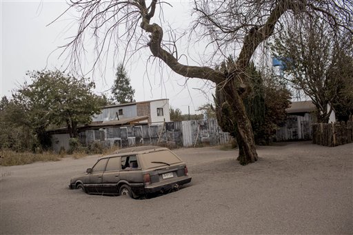 Calbuco volcano erupts anew; ash causing concern