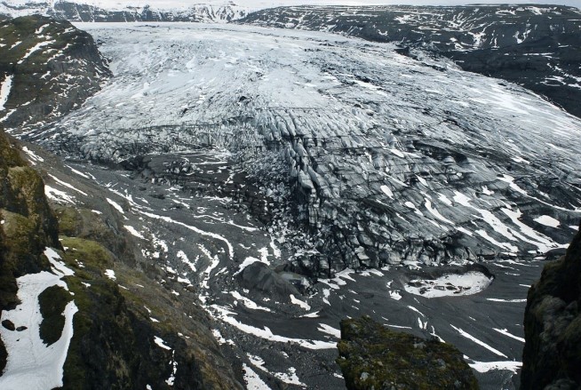 Then and now: How glaciers around the world are melting