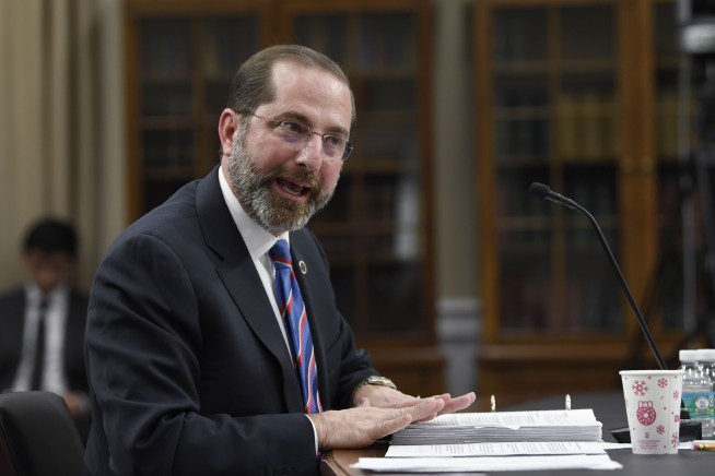 Trump to detail US coronavirus efforts, Schumer seeks $8.5B