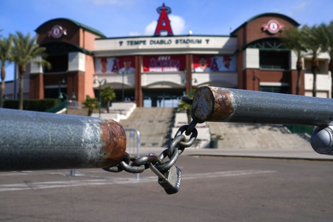 MLB cancels spring games through March 4 due to lockout