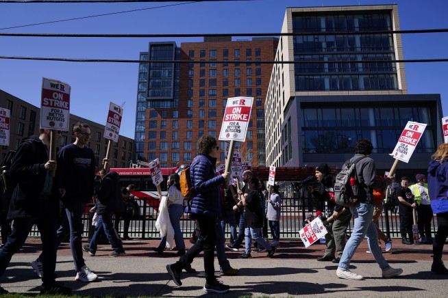 Rutgers, unions announce agreement, classes to resume