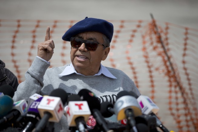 Mexican lawyer asks Trump to deport drug lord 'El Chapo'