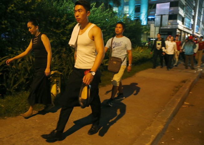 Gunman storms Philippine casino, police suspect robbery