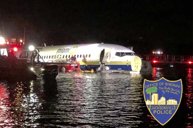 Plane with 143 aboard crashes into Florida river, no deaths