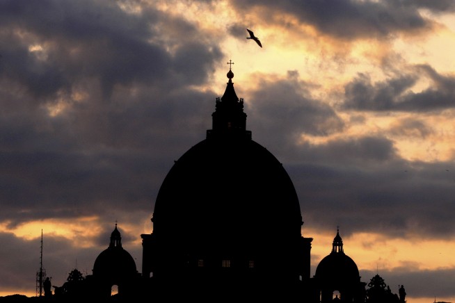 Francis off mechanical ventilation entirely, signaling he's overcome risks from respiratory crisis