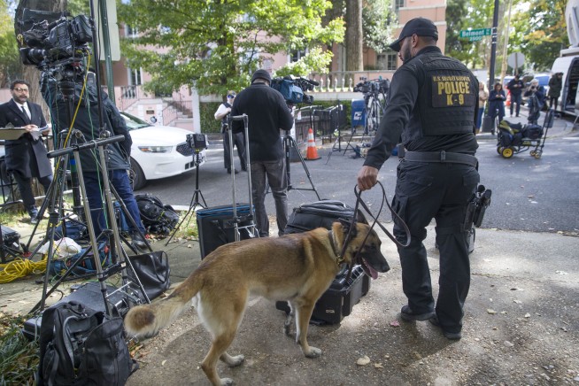 Experts: Bomber likely left behind a mass of forensic clues