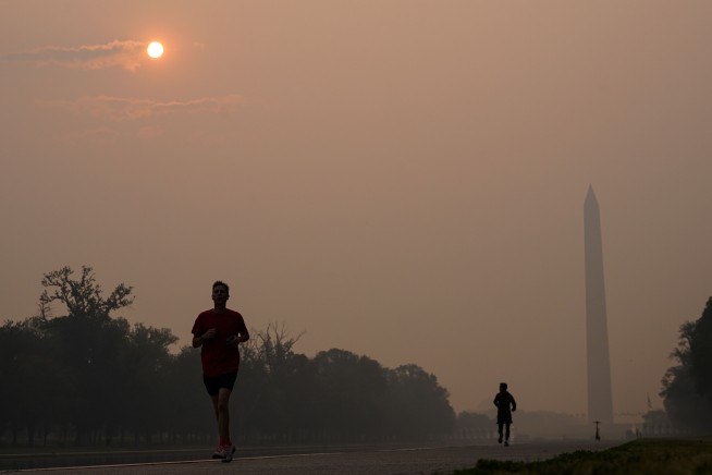 A third day of smoky air gives millions in US East Coast, Canada a new view of wildfire threat