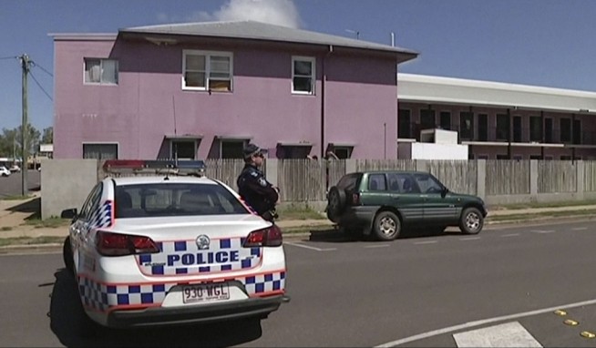 Police: Man shouts 'Allahu akbar' in Australian knife attack