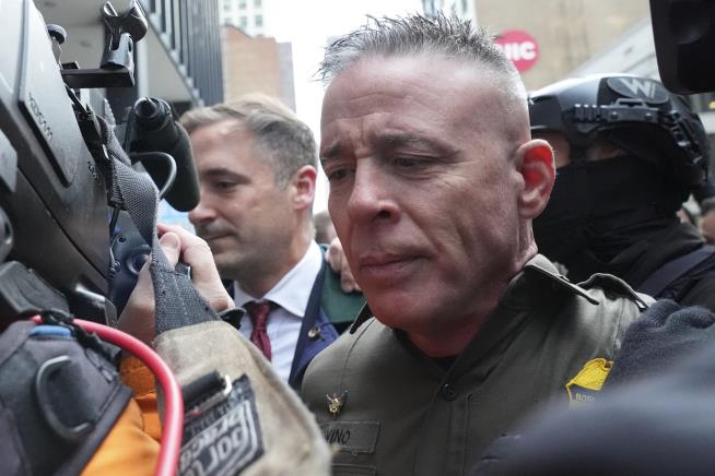 Judge orders daily meetings with Border Patrol official Bovino on Chicago immigration crackdown