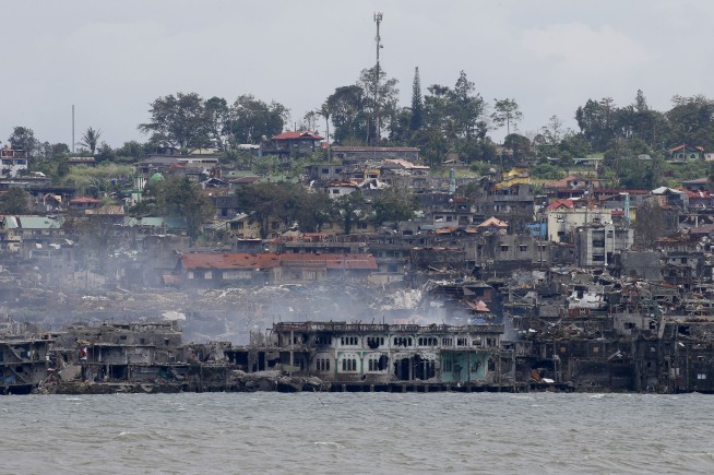 5 months of Marawi siege reveals Philippine city in ruins