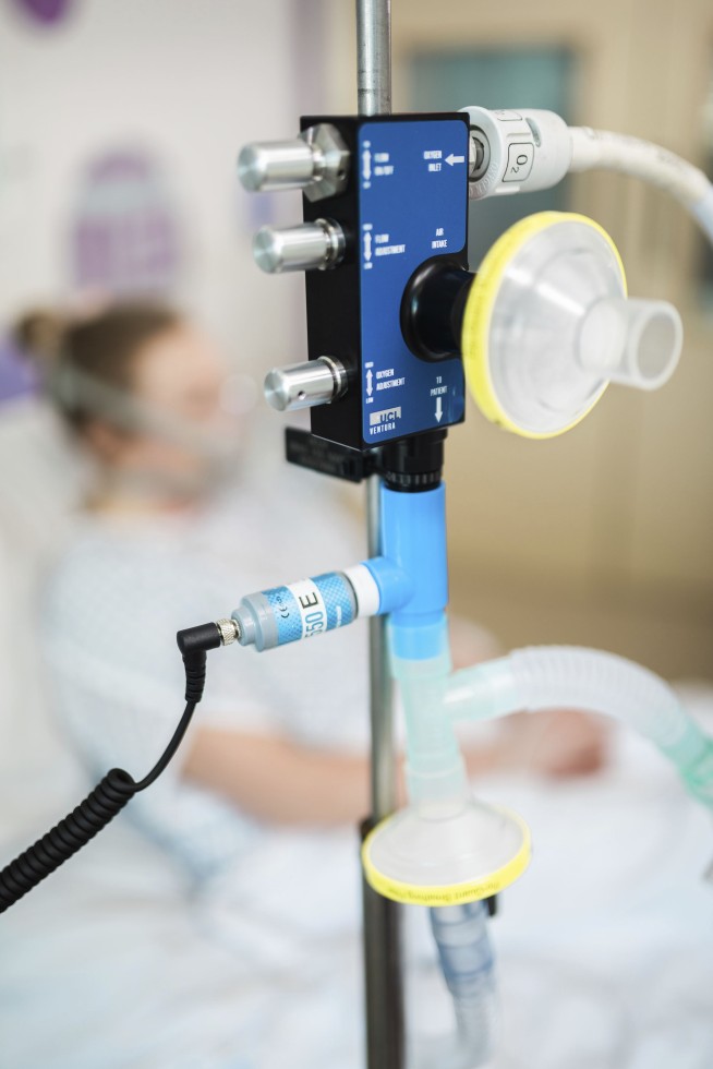 Mercedes F1 team helps to develop breathing aid in pandemic