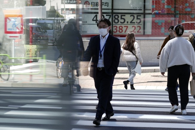 Stock market today: Asian shares are mixed after Wall Street retreats from all-time highs