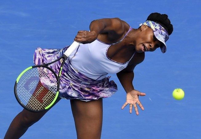 All-Williams final set at Australian Open; Venus, Serena win