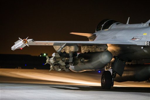 France seeks EU security aid, launches new airstrikes in IS