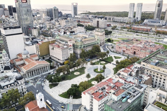 In Argentina, debates over Pope Francis' legacy lead to one question: Why didn’t he return?