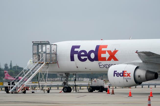 FedEx says it will return to customers any refunds it gets back from Trump's illegal tariffs