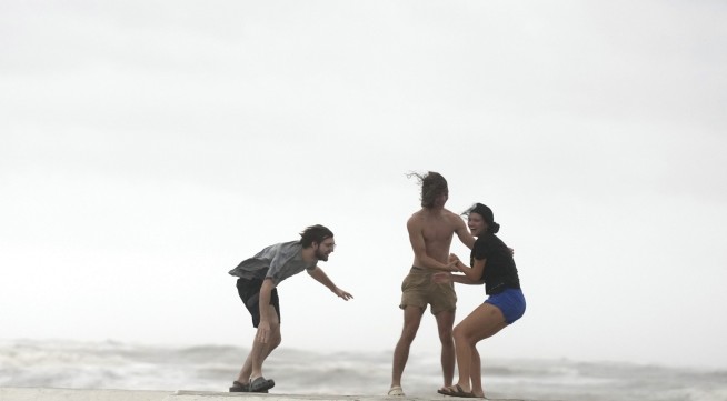 Beryl weakens to tropical depression after slamming into Texas as Category 1 hurricane