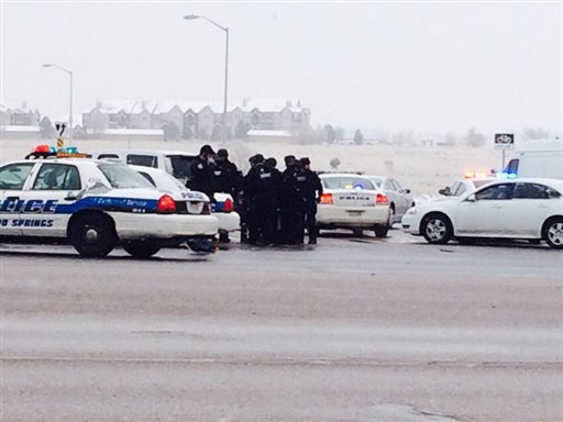 Standoff ends with gunman at Planned Parenthood