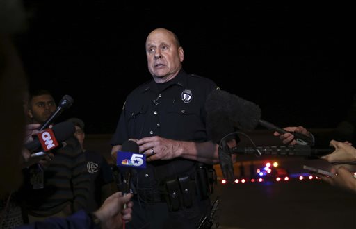 Police kill 2 gunmen outside Muhammad cartoon event in Texas