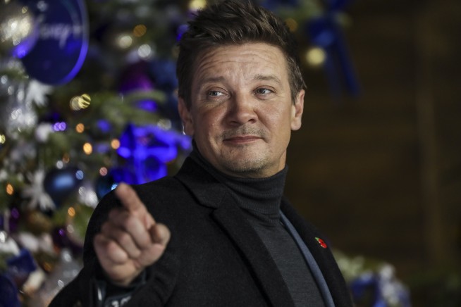 Jeremy Renner undergoes surgery after snow plow accident