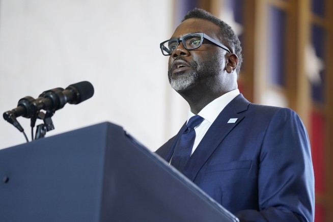 Democratic mayors renew pleas for federal help and coordination with Texas over migrant crisis