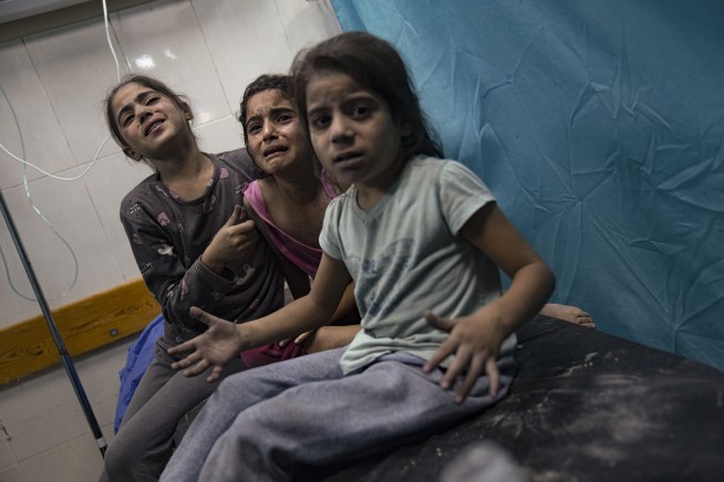 Live updates | Intense Israeli bombardments strike Gaza as the war rages on