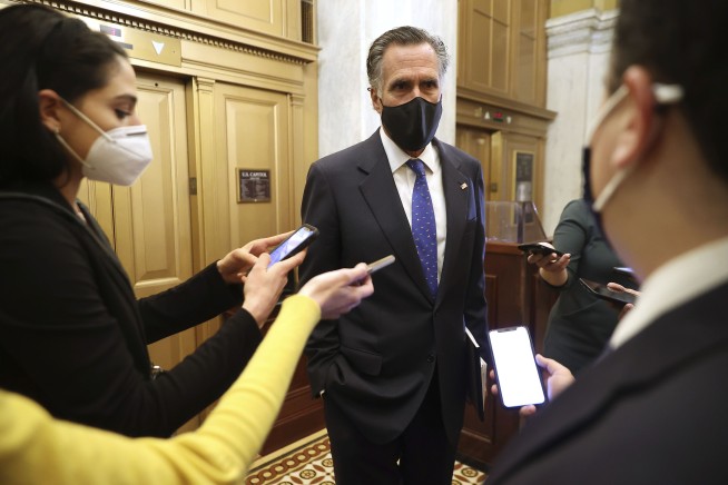 Senators to hear opening arguments as Trump fumes over trial